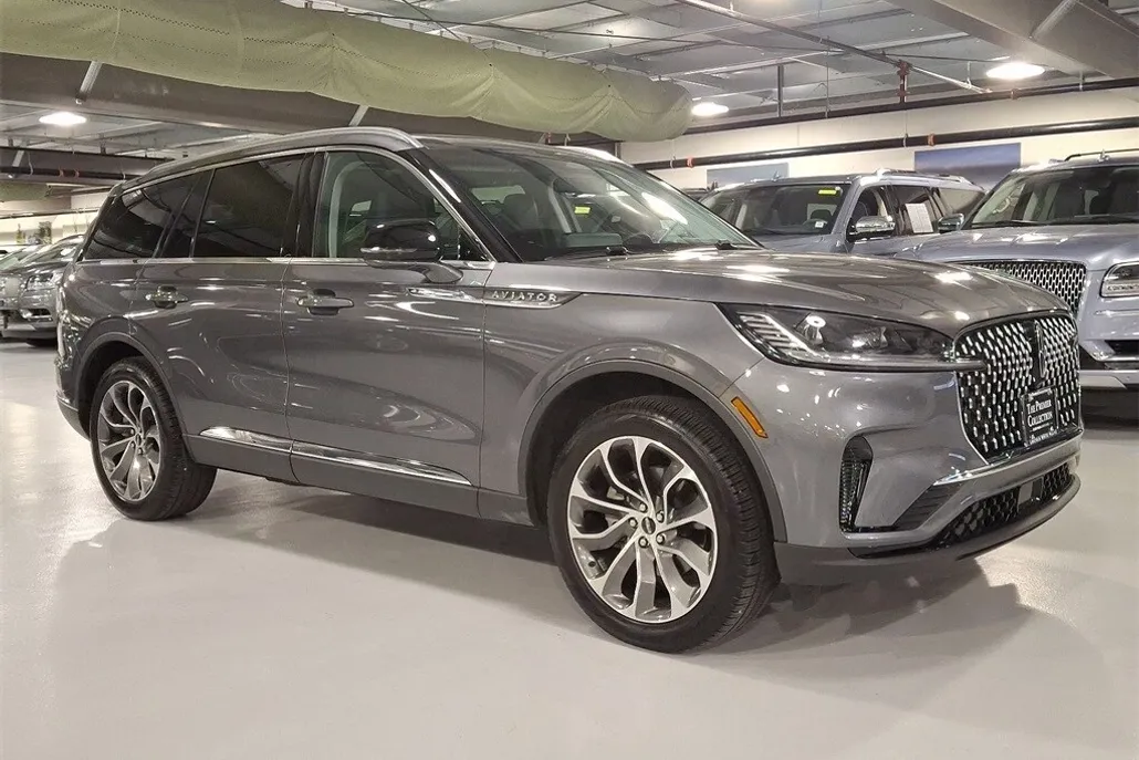 2025 Lincoln Aviator Reserve photo 1