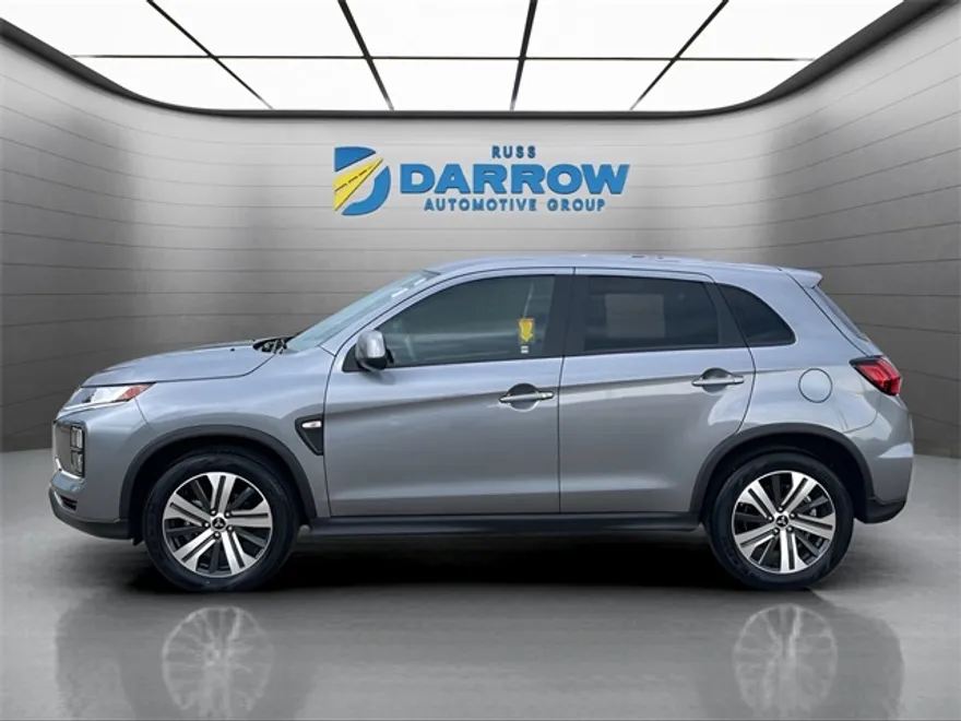 2024 Mitsubishi Outlander Sport ES photo 1