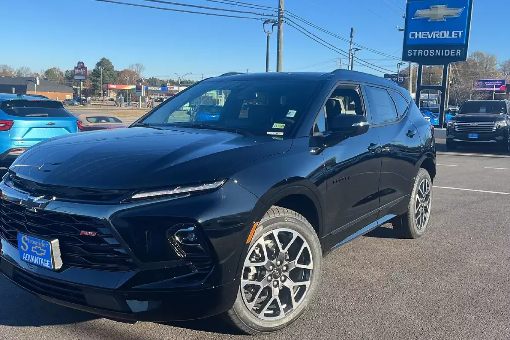 2025 Chevrolet Blazer RS photo 1