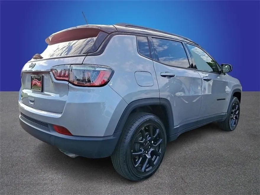 2022 Jeep Compass Altitude photo 1