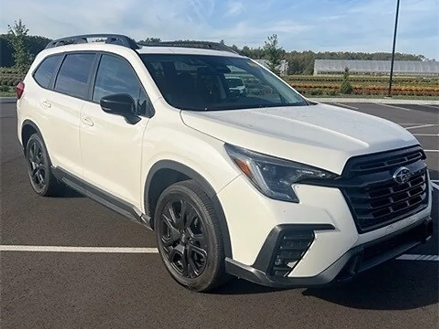 2025 Subaru Ascent Onyx Edition photo 1