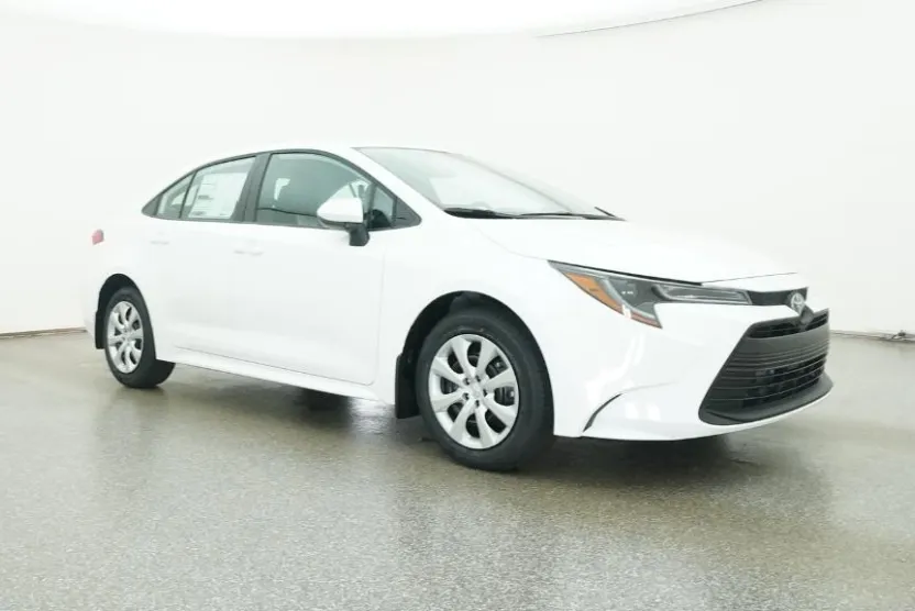 2026 Toyota Corolla LE photo 1