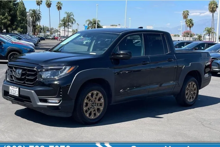 2021 Honda Ridgeline Sport photo 1