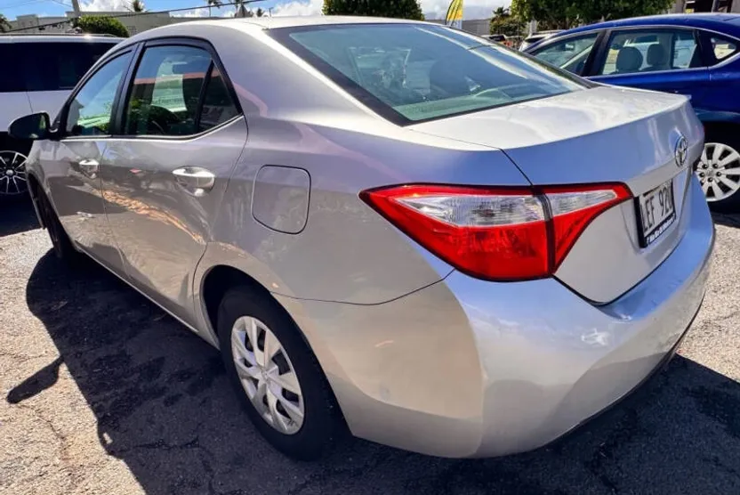 2014 Toyota Corolla L photo 1