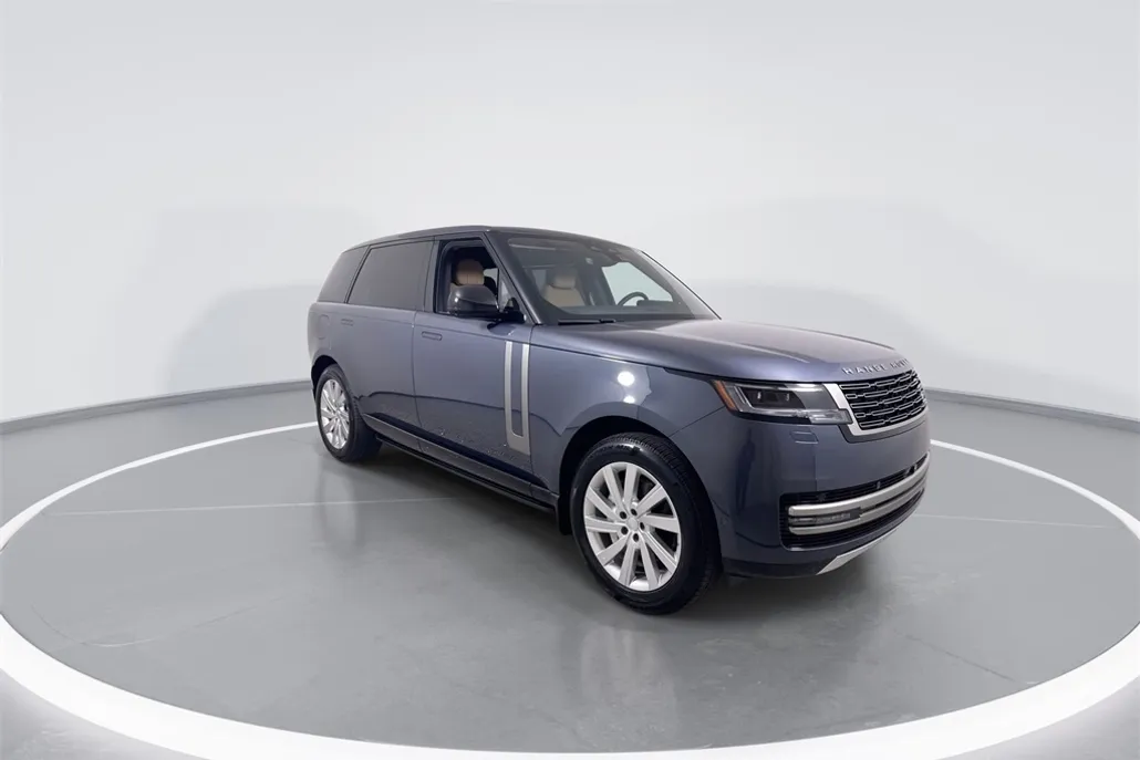 2025 Land Rover Range Rover SE photo 1