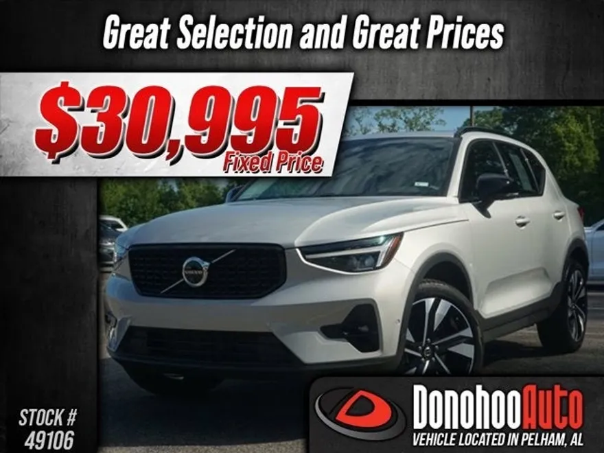 2025 Volvo XC40 Plus photo 1