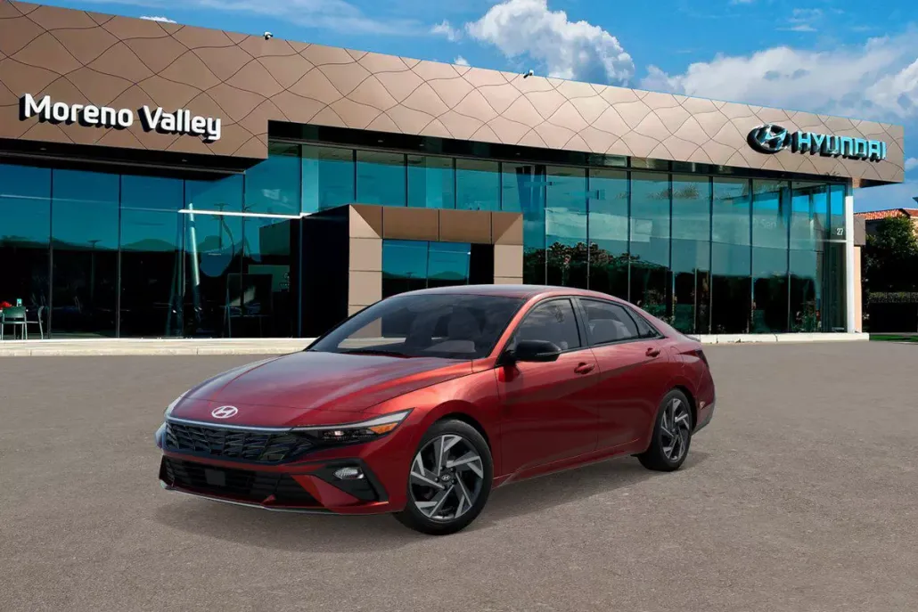 2025 Hyundai Elantra SEL Sport photo 1