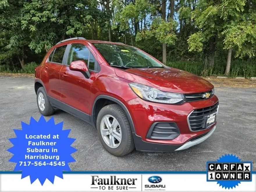 2022 Chevrolet Trax LT photo 1