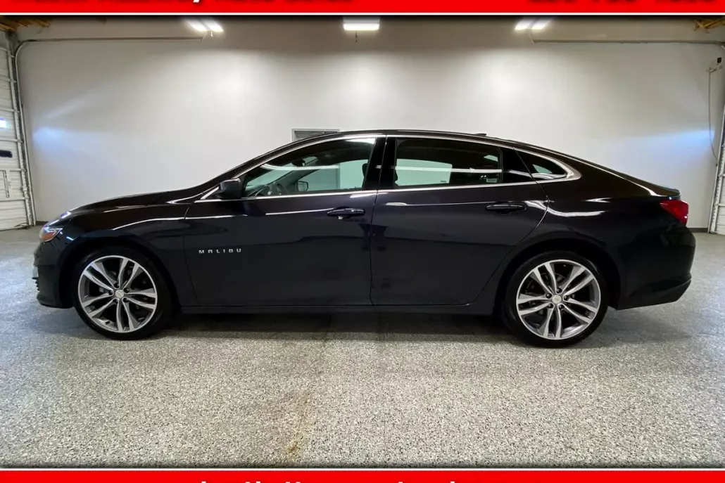 2023 Chevrolet Malibu 1LT photo 1