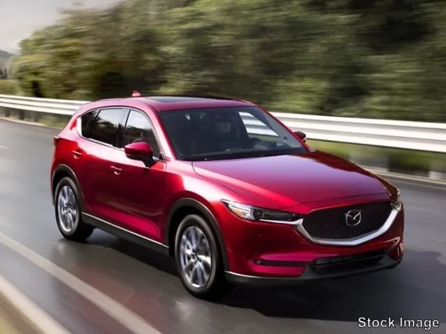 2021 Mazda CX-5 Signature photo 1