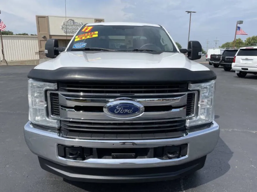 2017 Ford F-350 photo 1