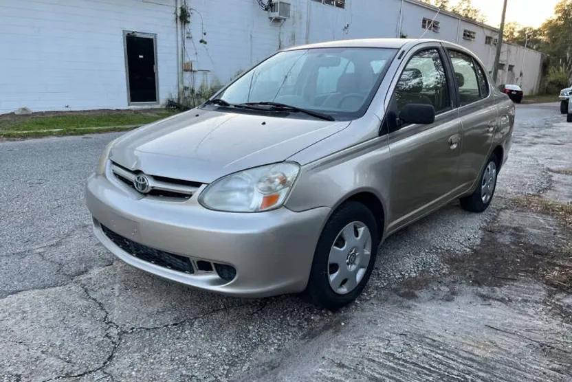 2003 Toyota Echo Base photo 1