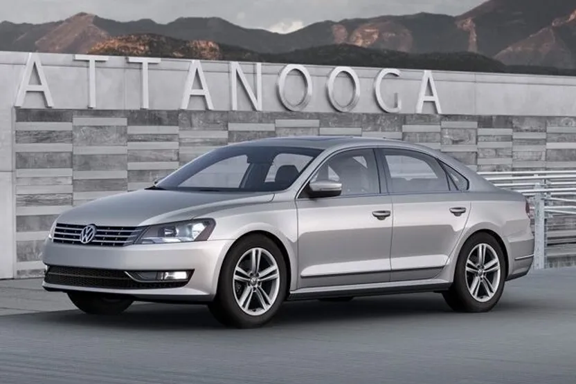 2015 Volkswagen Passat SE photo 1