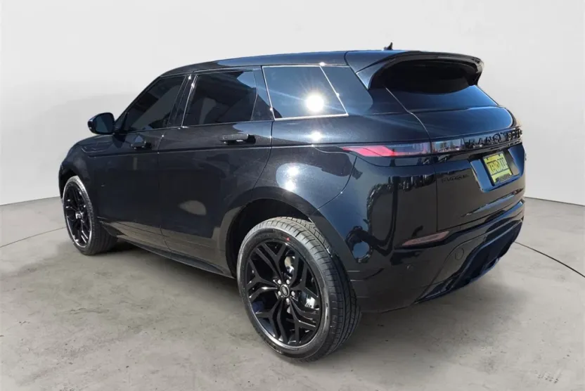 2022 Land Rover Range Rover Evoque R-Dynamic SE photo 1