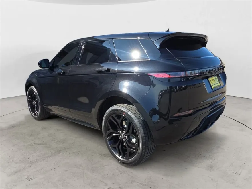 2022 Land Rover Range Rover Evoque R-Dynamic SE photo 1