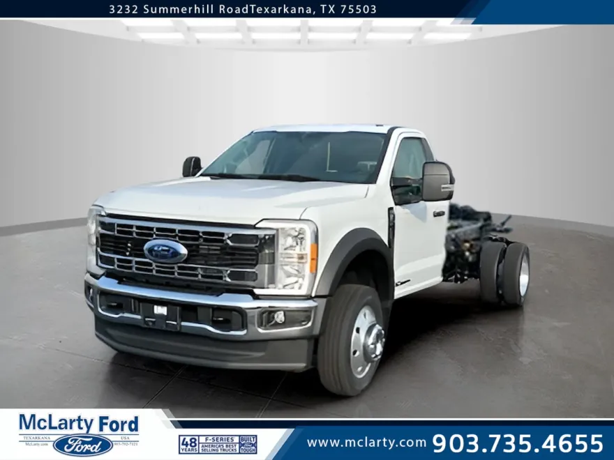 2025 Ford F-450 XLT photo 1