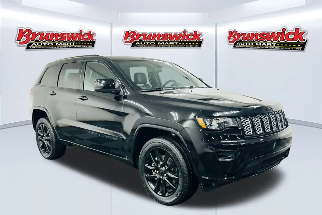 2022 Jeep Cherokee Laredo photo 1