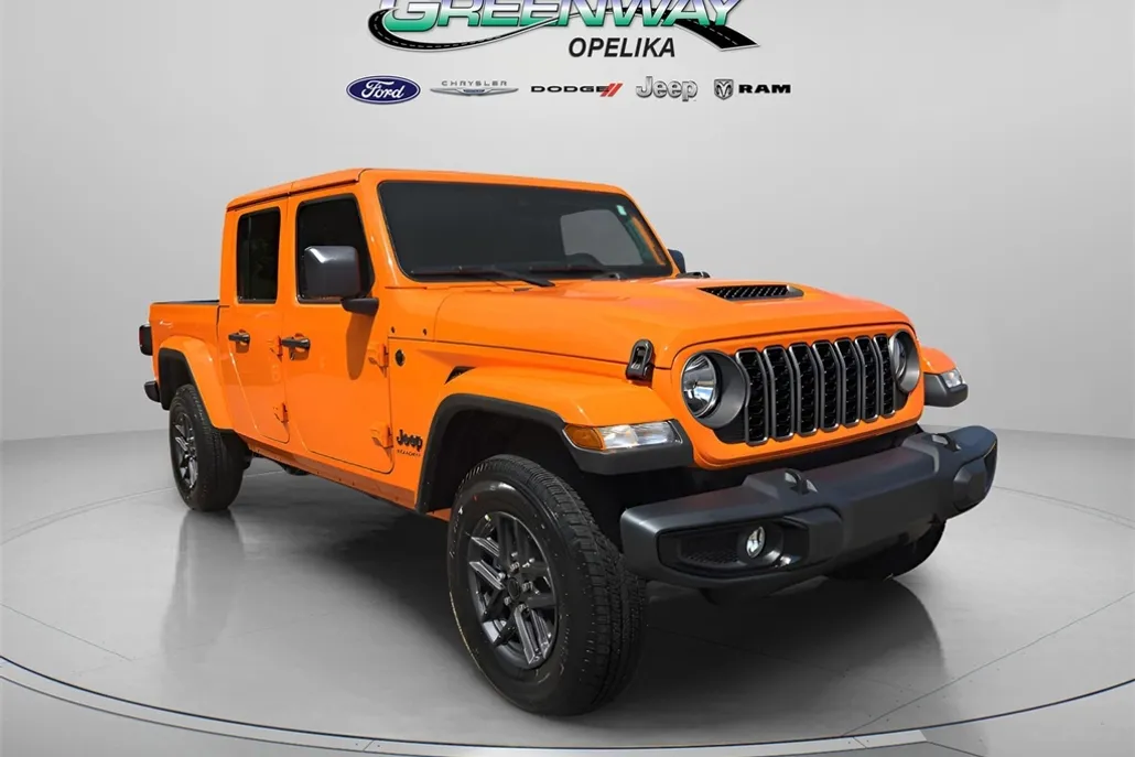 2025 Jeep Gladiator Sport S photo 1