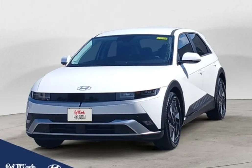2025 Hyundai Ioniq 5 SE photo 1