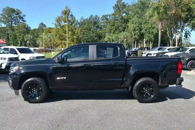 2022 Chevrolet Colorado Z71 photo 1