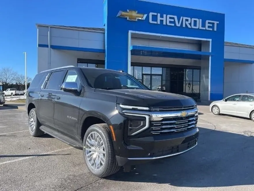 2025 Chevrolet Suburban Premier photo 1