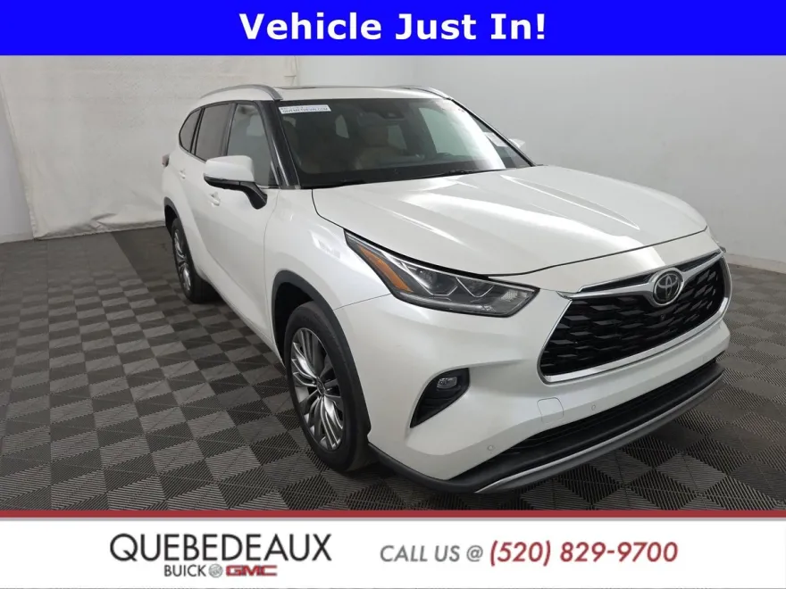 2021 Toyota Highlander Platinum photo 1