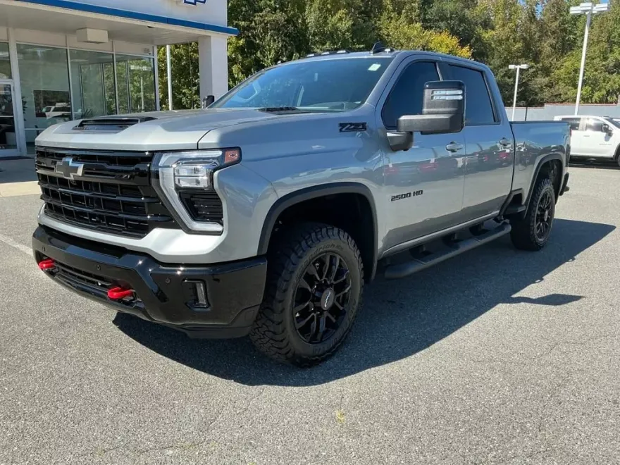 2025 Chevrolet Silverado 2500HD LT Trail Boss photo 1