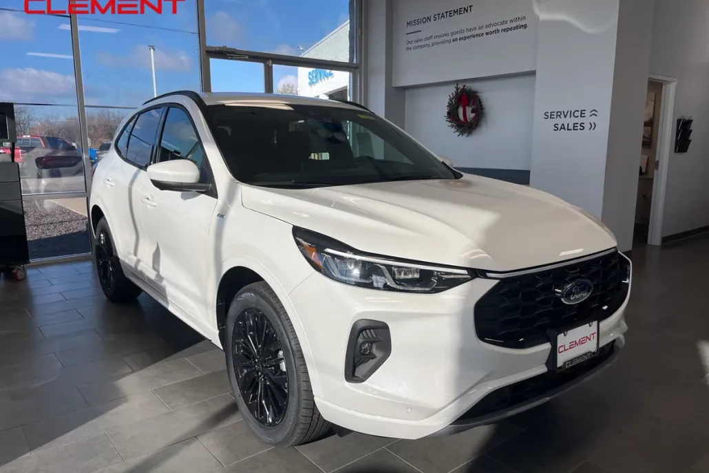 2025 Ford Escape ST-Line Elite Hybrid photo 1