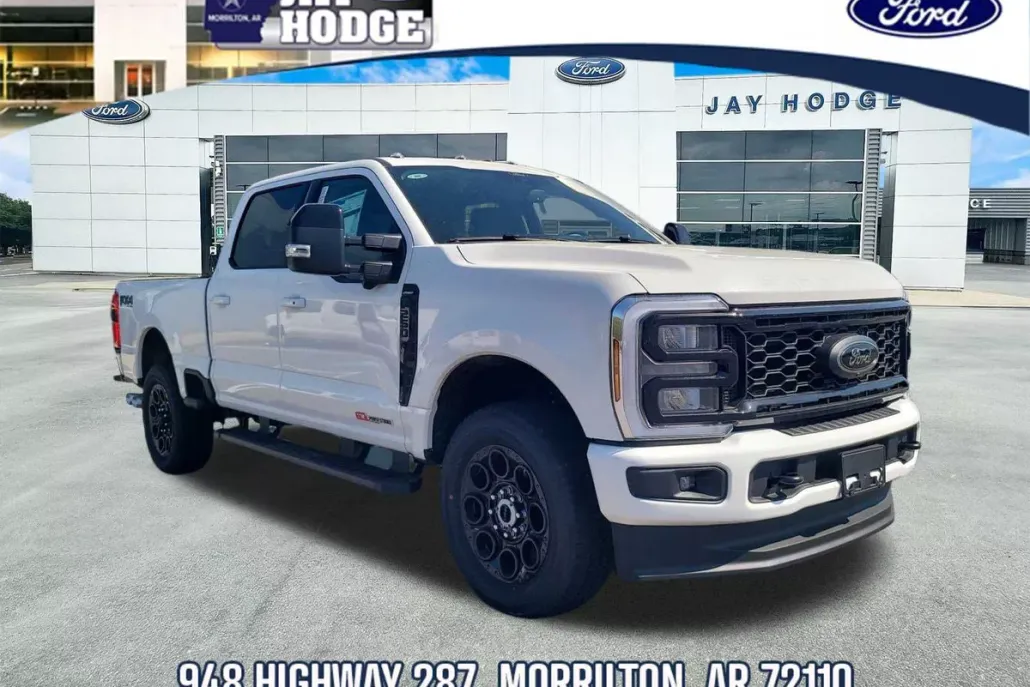 2025 Ford F-250 Lariat photo 1