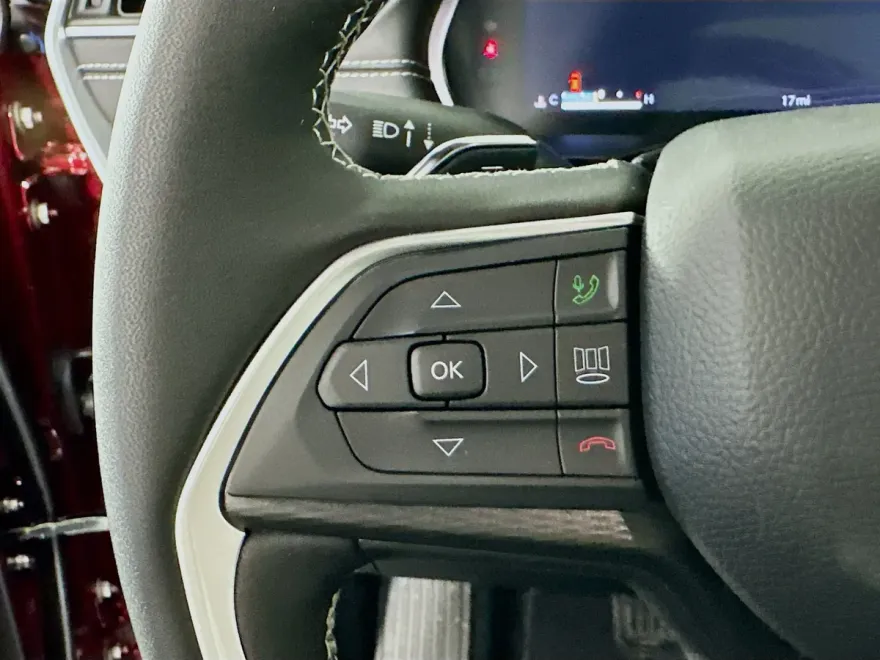 2025 Jeep Grand Cherokee Altitude X photo 32
