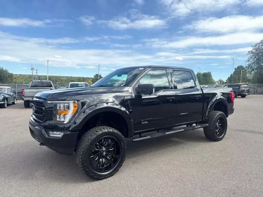 2022 Ford F-150 XLT photo 1