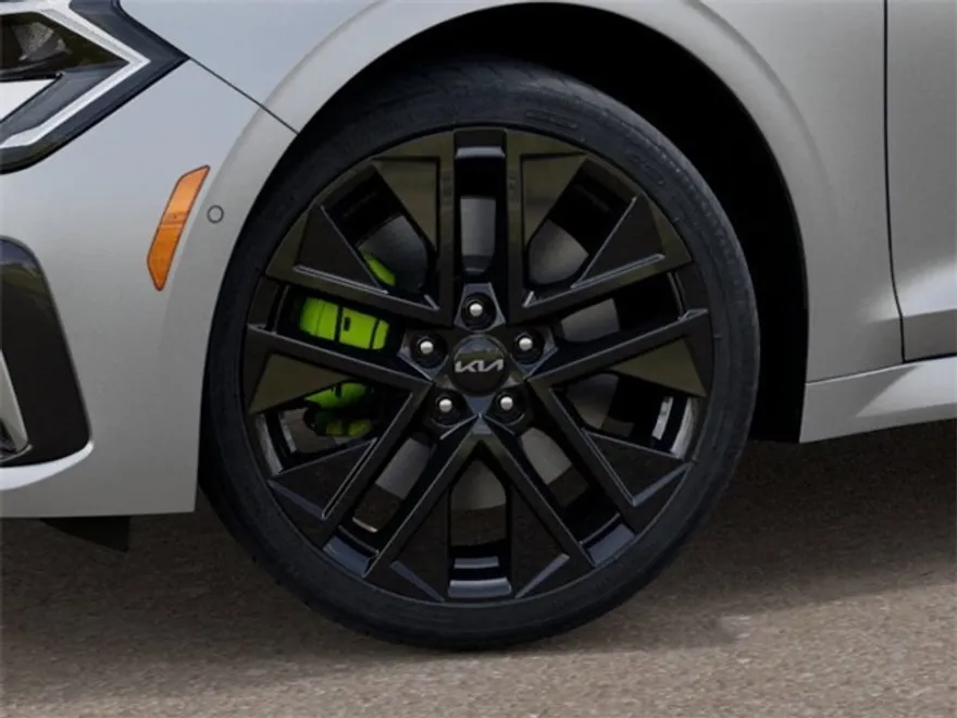 2026 Kia K5 GT photo 1