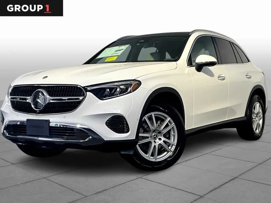 2026 Mercedes Benz GLC 300 4MATIC photo 1
