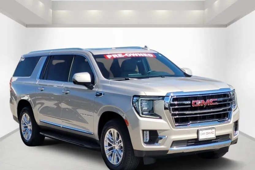 2023 Gmc Yukon XL SLT photo 1