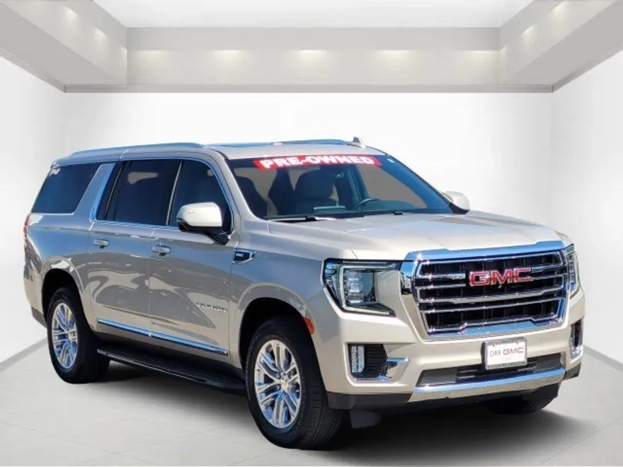 2023 Gmc Yukon XL SLT photo 1