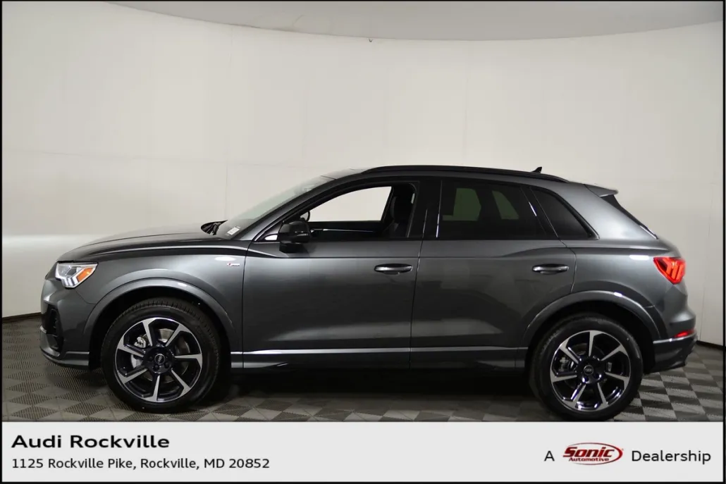 2025 Audi Q3 S line Premium Plus photo 1