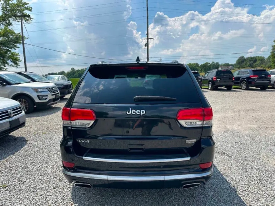 2015 Jeep Grand Cherokee Summit photo 1