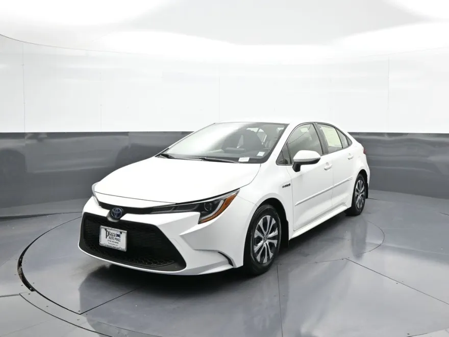 2020 Toyota Corolla Hybrid LE photo 1