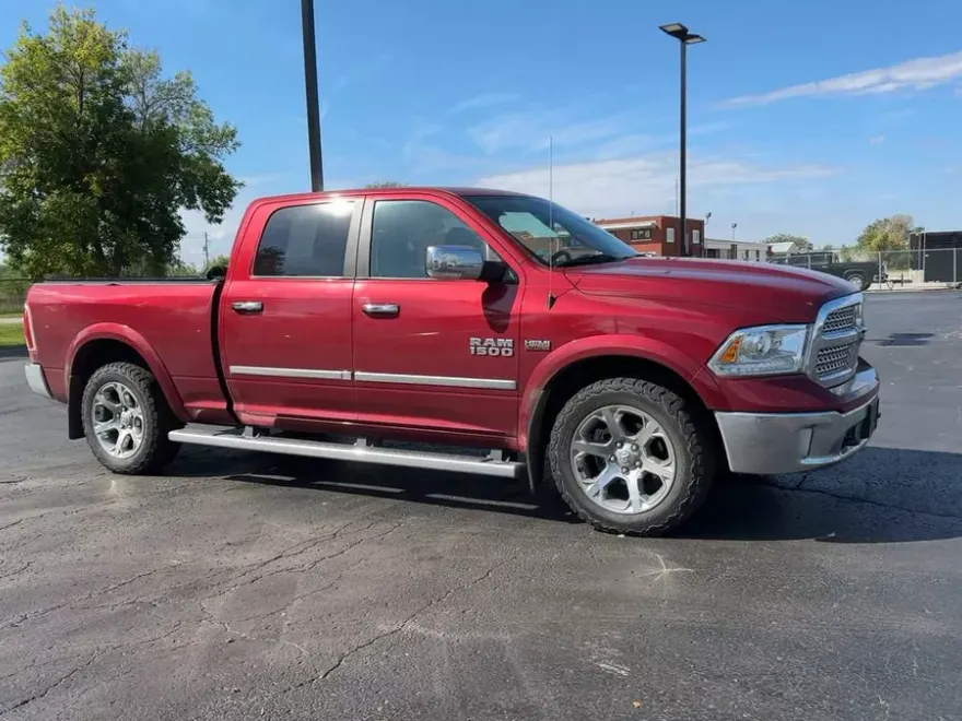 2015 Ram 1500 Laramie photo 1