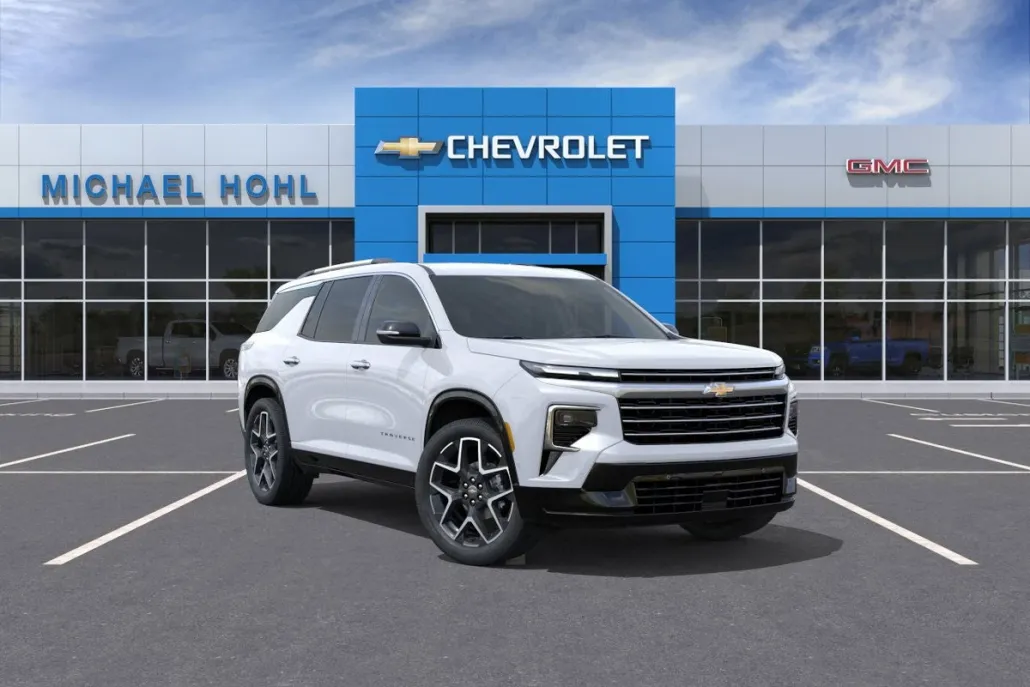 2026 Chevrolet Traverse High Country photo 1