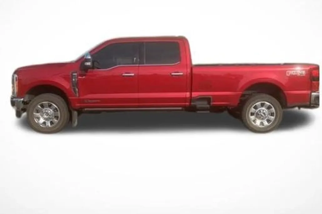 2023 Ford F-350 photo 1