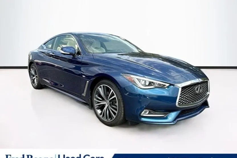 2018 Infiniti Q60 3.0t Luxe photo 1