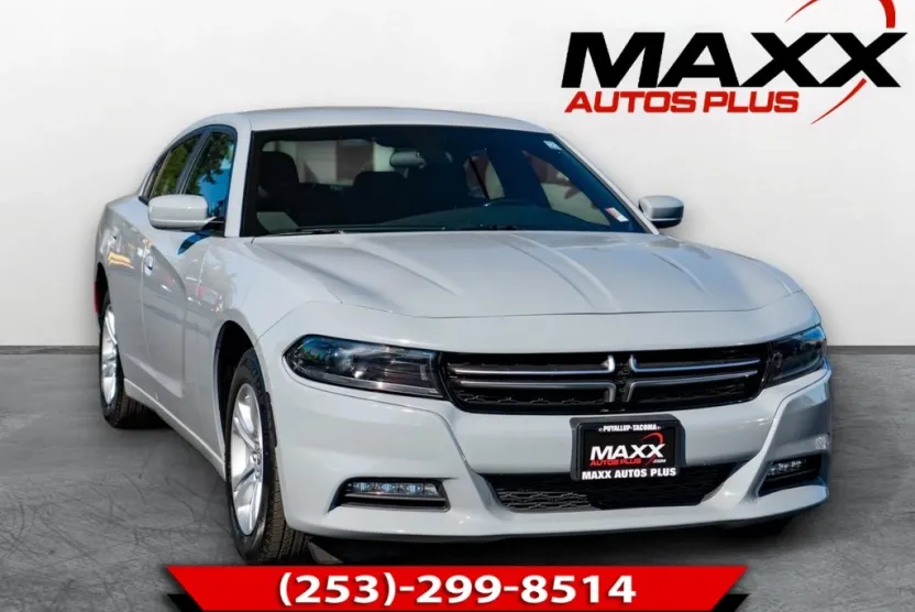2022 Dodge Charger SXT photo 1
