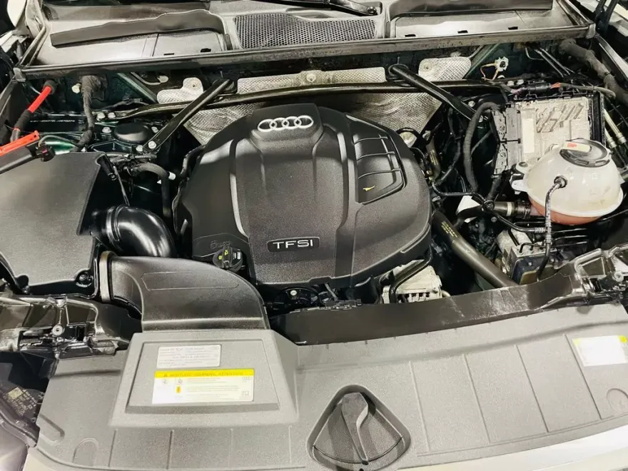 2020 Audi Q5 Premium Plus 45 TFSI S line photo 46
