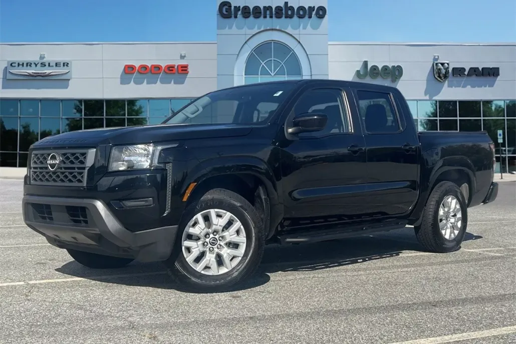 2022 Nissan Frontier SV photo 1