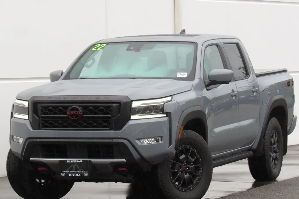 2022 Nissan Frontier PRO-4X photo 1