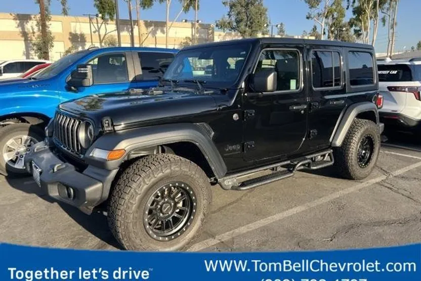 2025 Jeep Wrangler Sport S photo 1