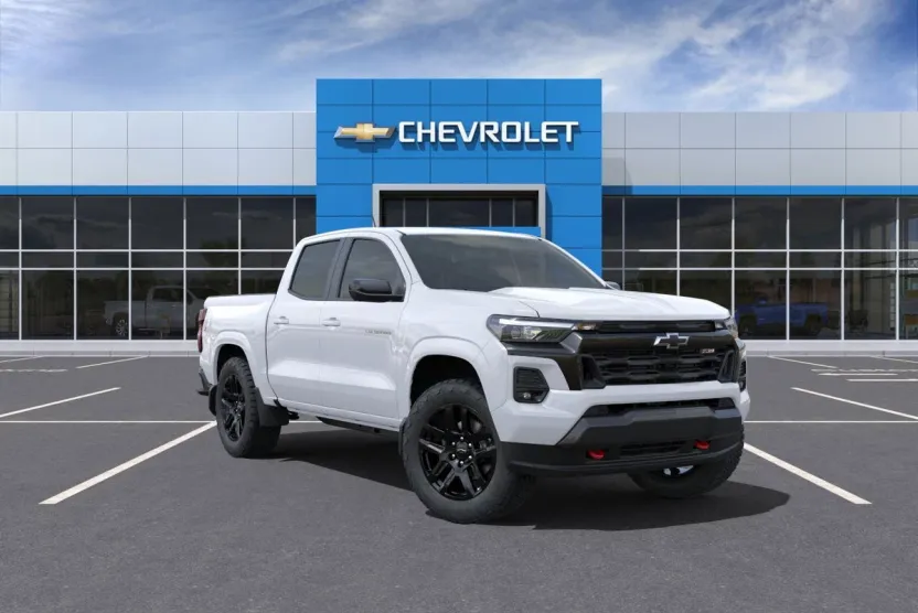 2025 Chevrolet Colorado Z71 photo 1