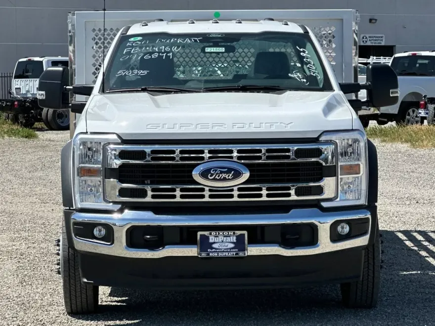 2024 Ford F-450 photo 2