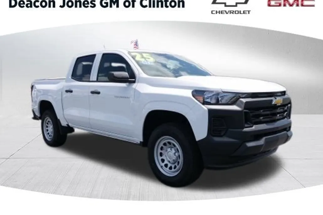 2025 Chevrolet Colorado LT photo 1